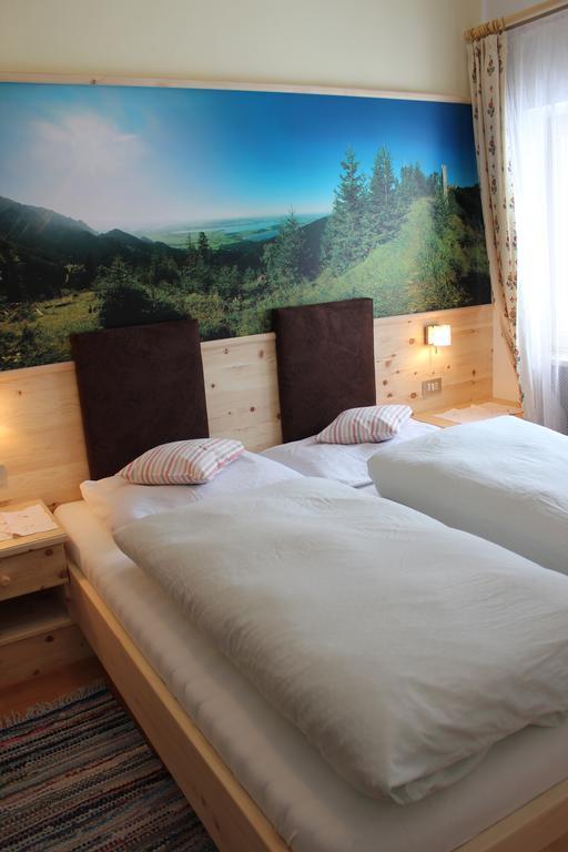 Unsere Liebe Frau im Walde 皮菲彻伯格加斯特霍夫旅馆酒店 外观 照片